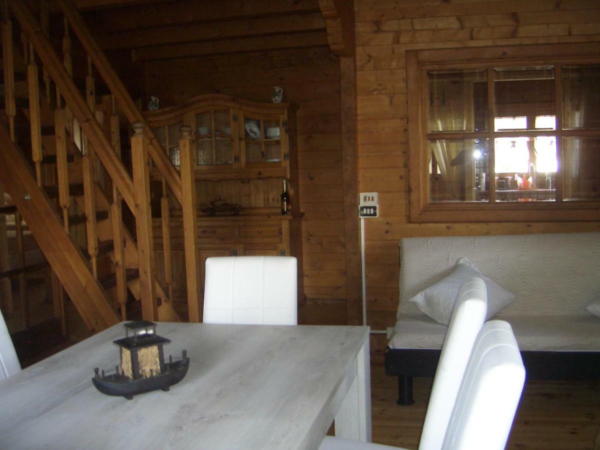 Chalet L Oasi Di Ambra 8 Posti Letto Con Uso Piscina 阿尔代亚 外观 照片