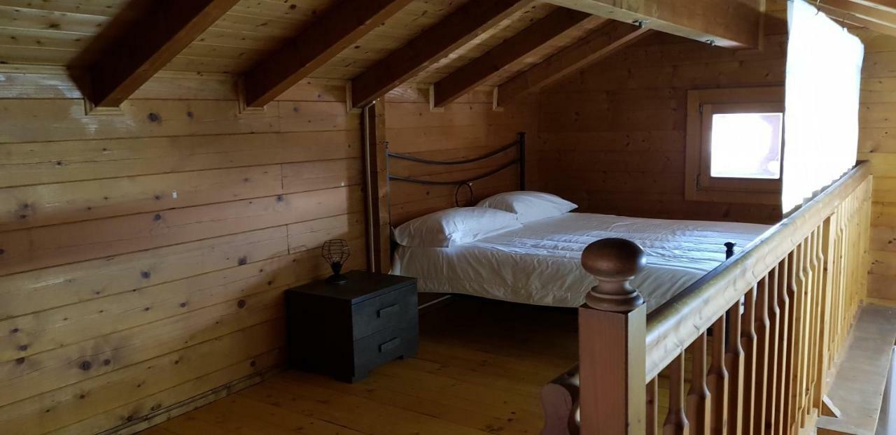 Chalet L Oasi Di Ambra 8 Posti Letto Con Uso Piscina 阿尔代亚 外观 照片