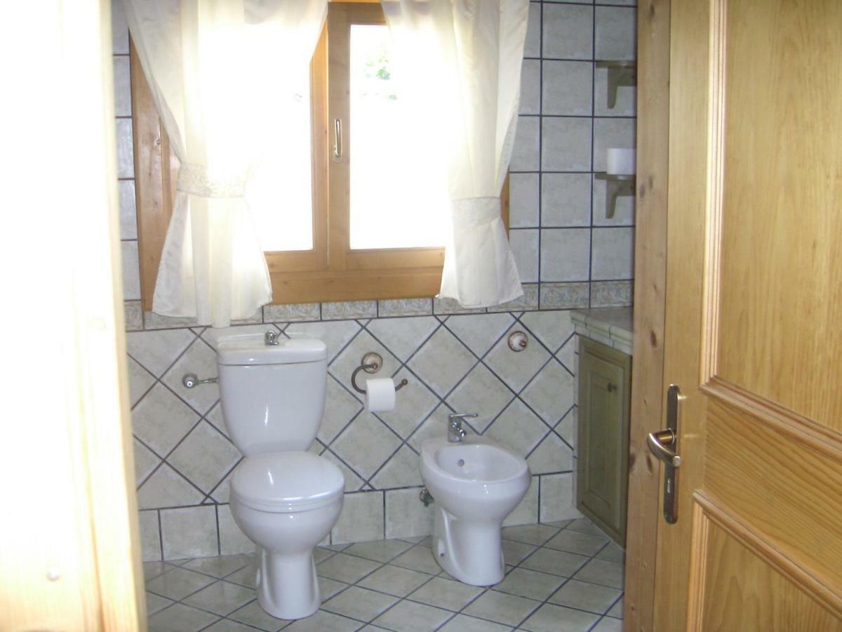 Chalet L Oasi Di Ambra 8 Posti Letto Con Uso Piscina 阿尔代亚 外观 照片